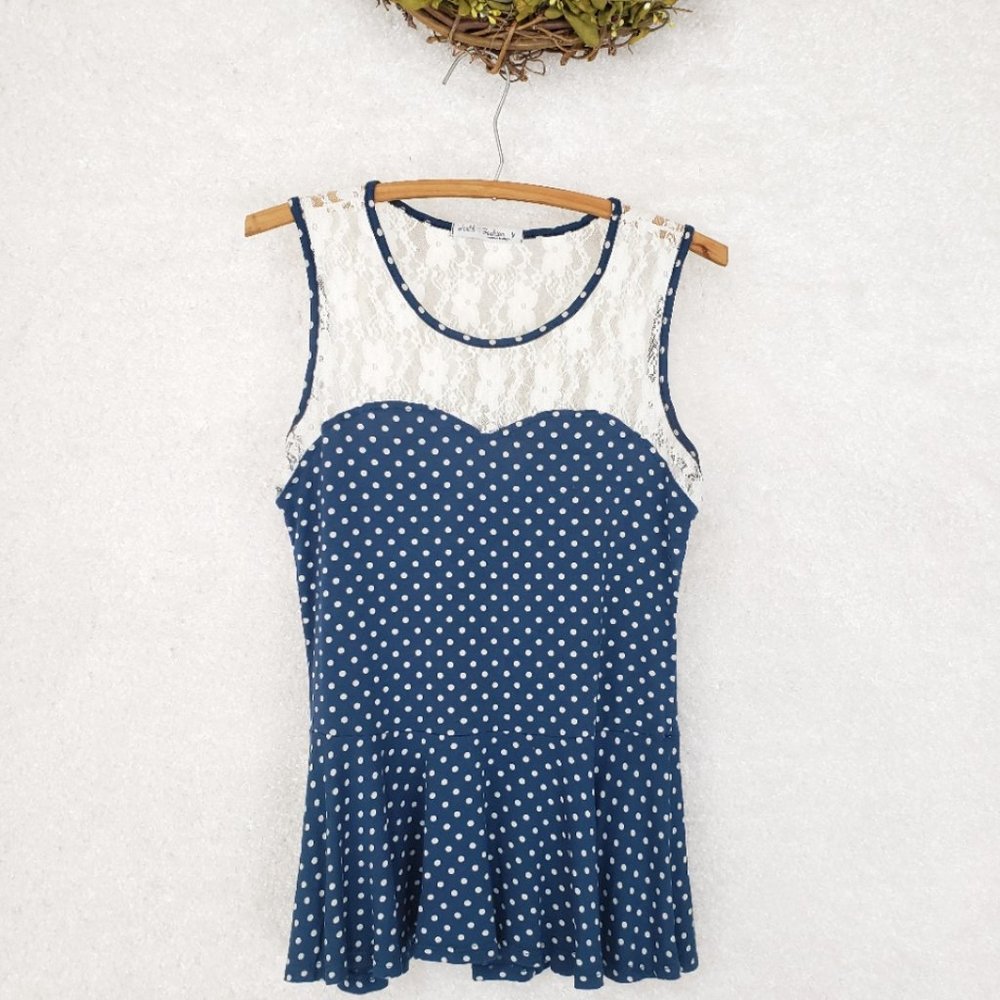 World Fashion Lace pleated Blue Tank